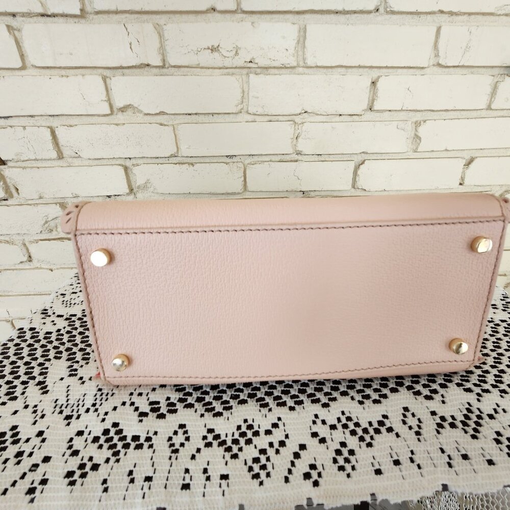 Euc Kate Spade Peach Scallop Leather Crossbody Bag Purse - Picture 8 of 14